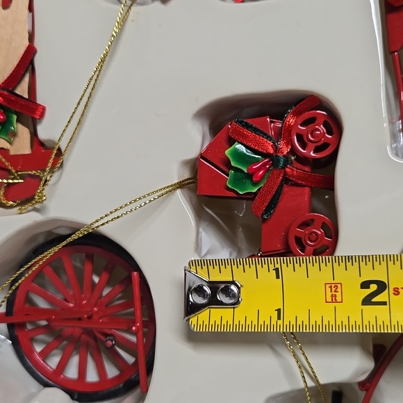 Vintage Christmas Ornaments SET of 15 Different Metal Red Green 1½ - 4" Retro - Picture 15 of 17